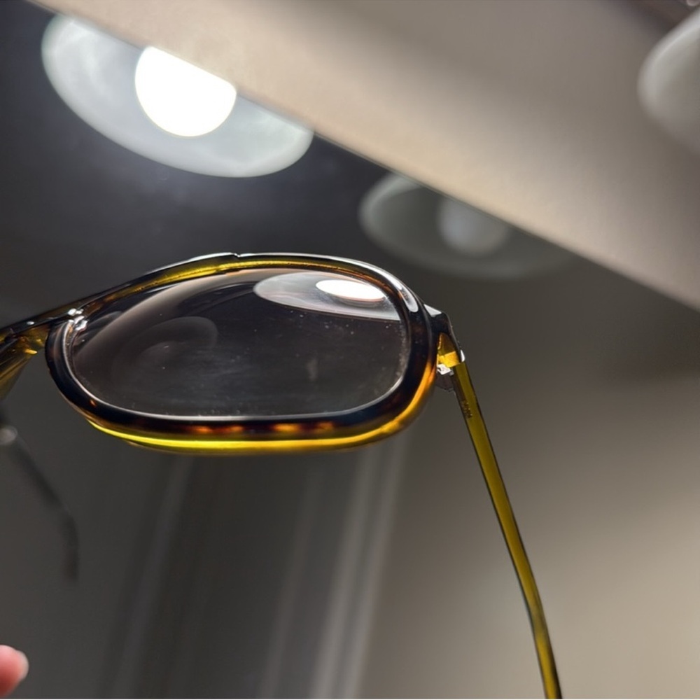 Gucci Sunglasses - Picture 7 of 7